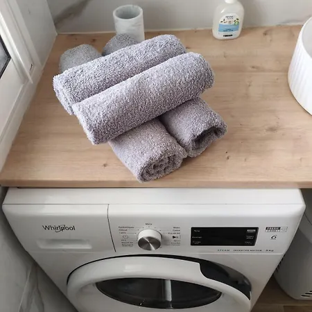 2 Persons - Clim - Hypercenter - 2mins Of - Juan Les Pins - And Sun Apartman Antibes