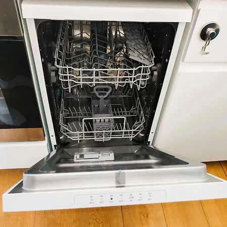 2 Persons - Clim - Hypercenter - 2mins Of - Juan Les Pins - And Sun Apartman Antibes