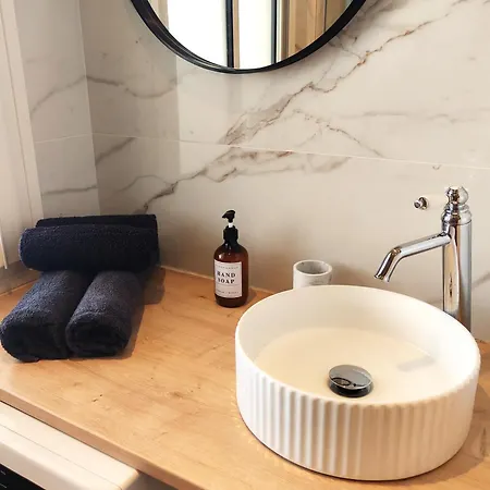 Apartman 2 Persons - Clim - Hypercenter - 2mins Of - Juan Les Pins - And Sun *