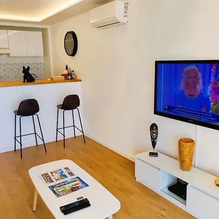 Superbe Sudio Juan Les Pins 2mins Des Plages Hypercentre