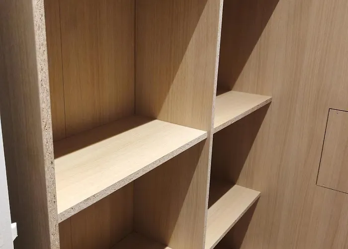 2 Persons - Clim - Hypercenter - 2mins Of - Juan Les Pins - And Sun