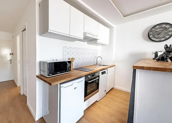 Appartamento 2 Persons - Clim - Hypercenter - 2mins Of - Juan Les Pins - And Sun *